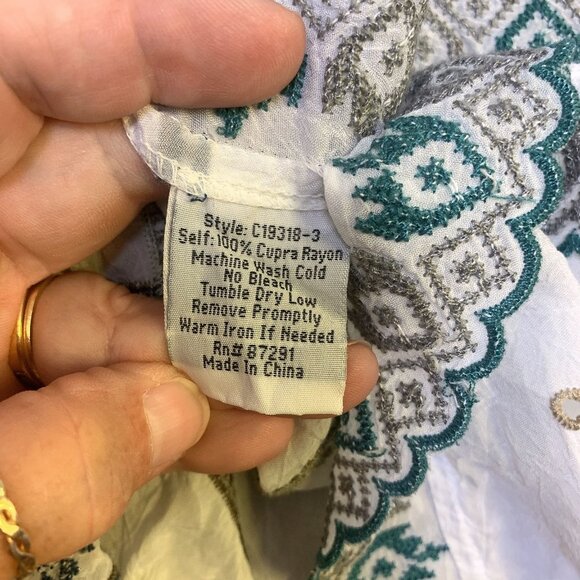 Johnny Was White w/Multicolored Embroidery Sheer Poncho Top Blouse Small - Picture 7 of 7